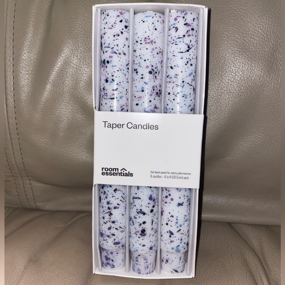 Room Essentials Purple and White Taper Candles 8”
Height New In Box 6 Pack Light